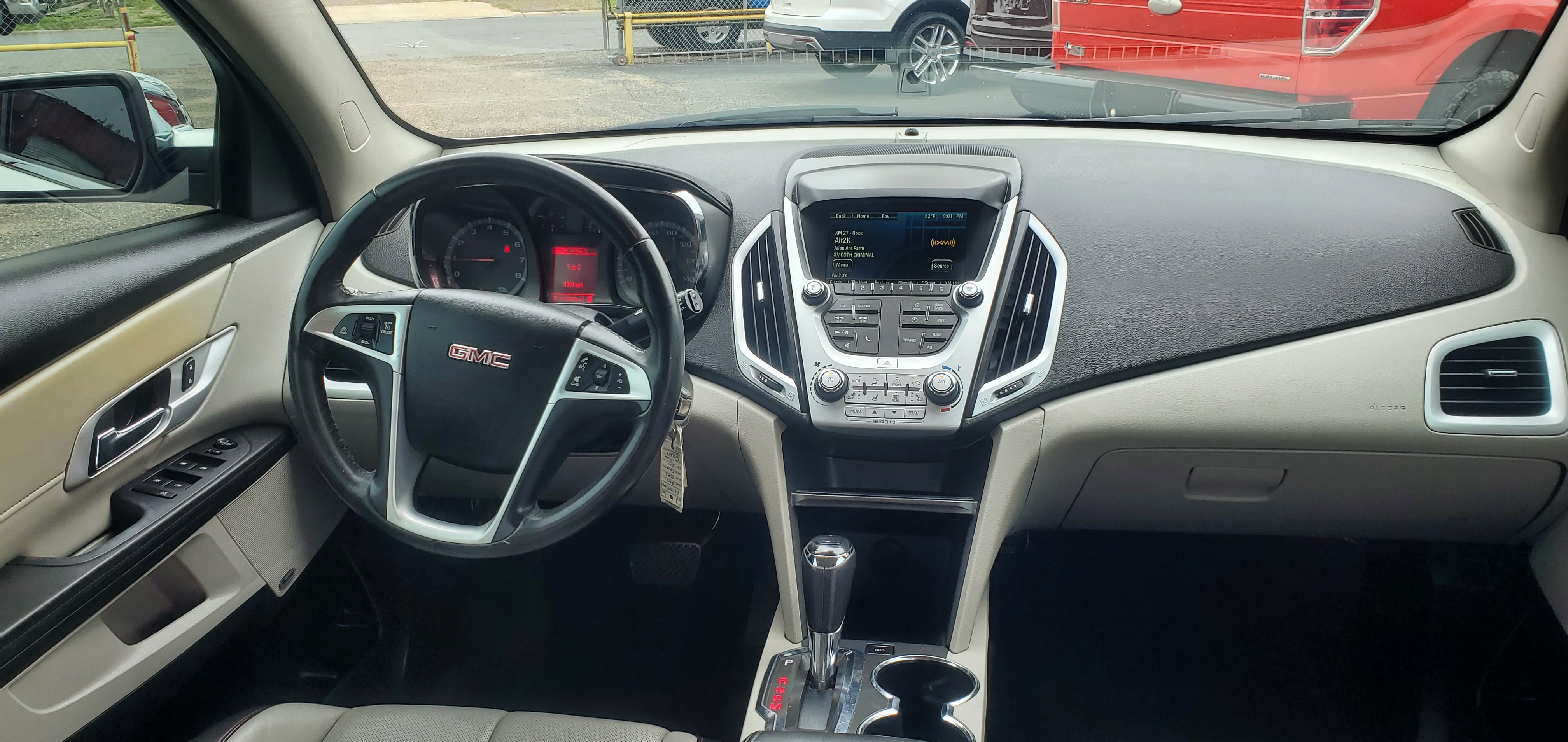 Vehicle photo 20