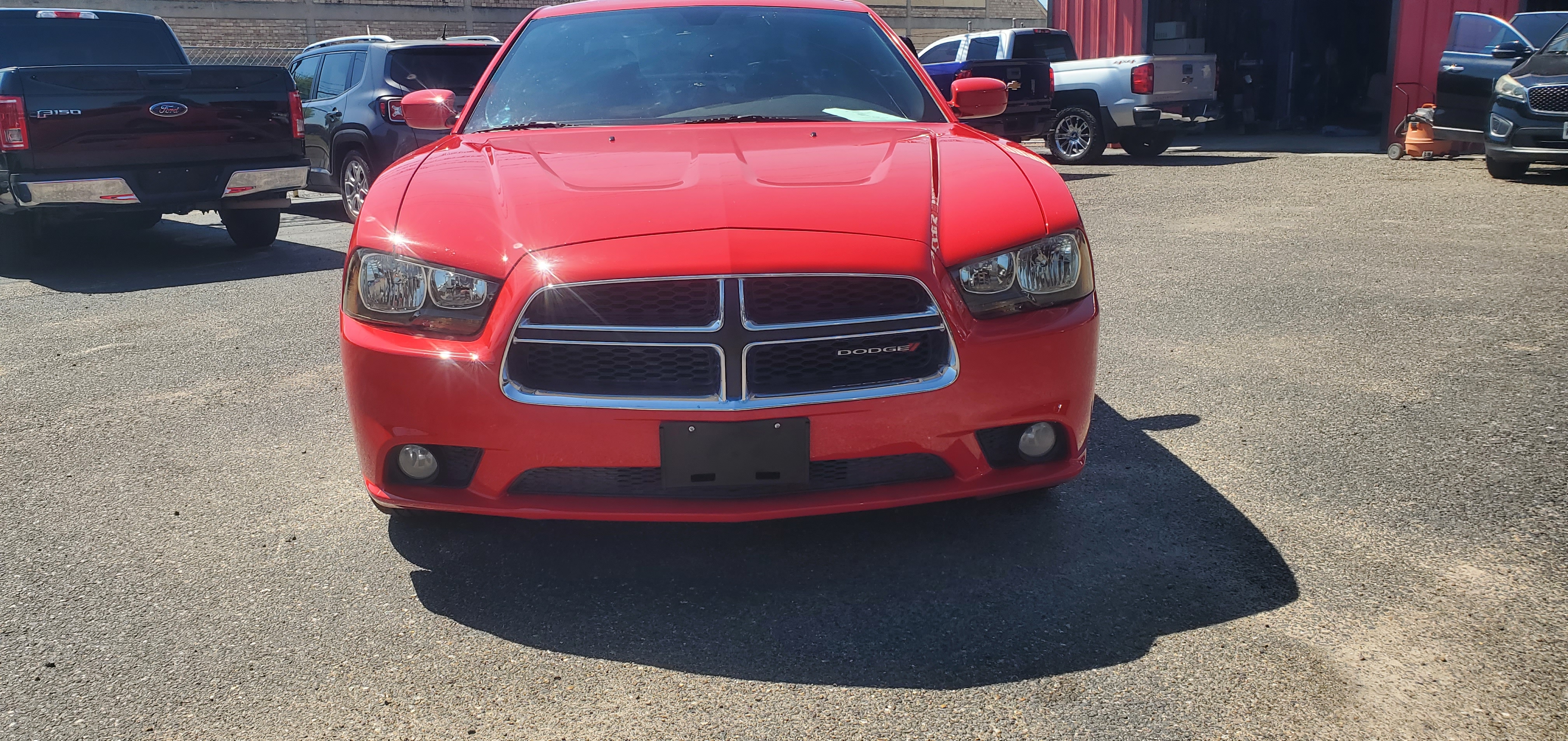 Vehicle photo 10