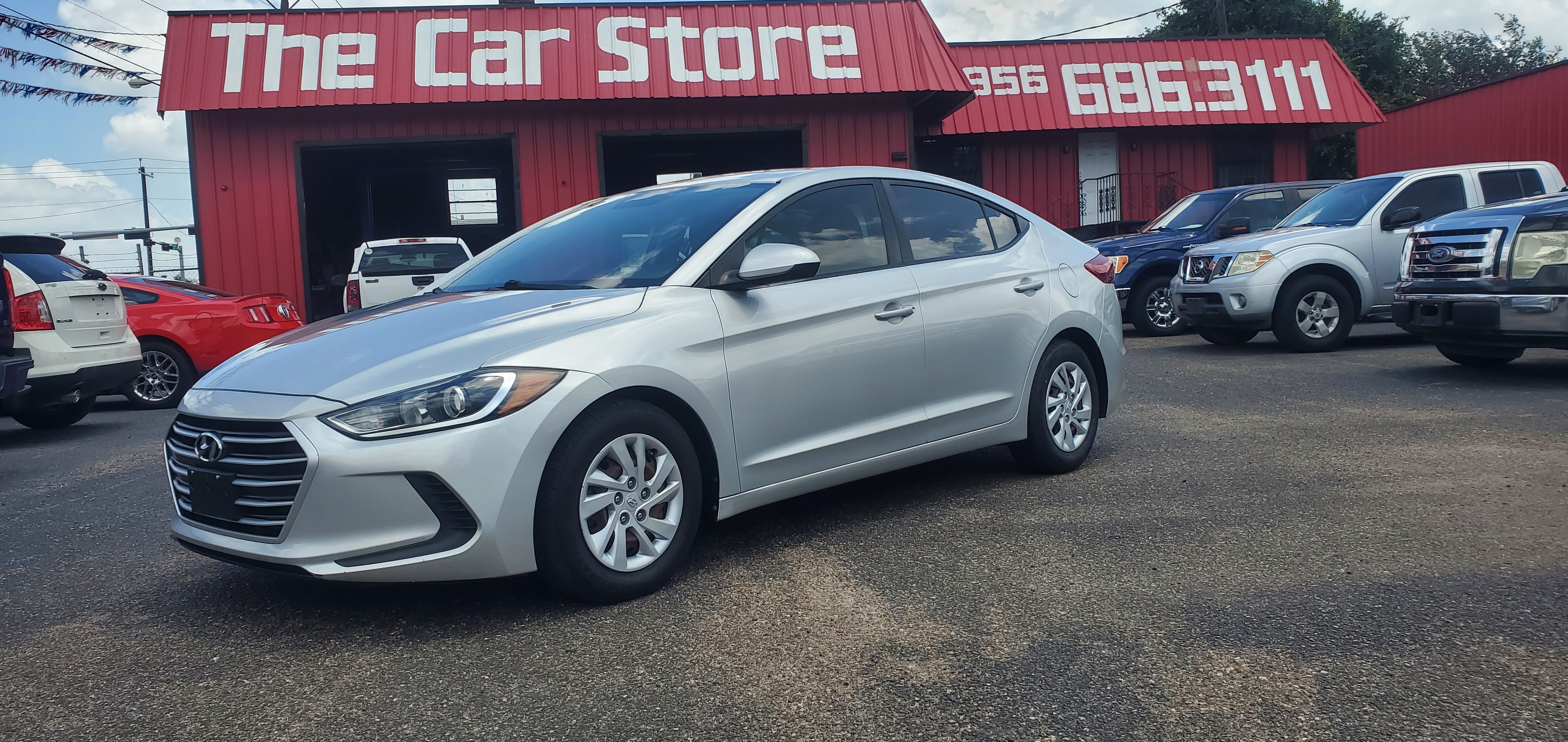 2018 HYUNDAI Elantra SE