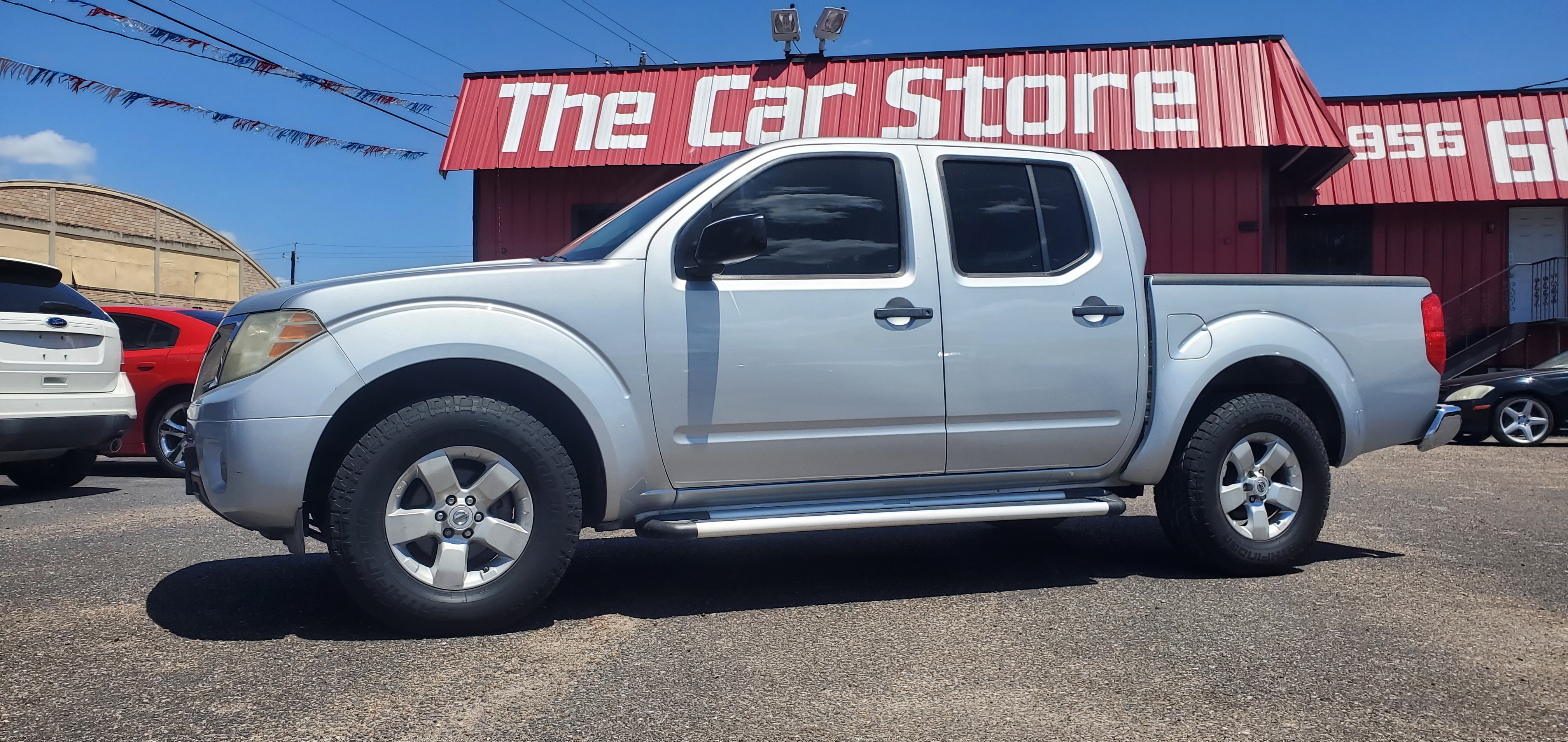 Vehicle photo 15