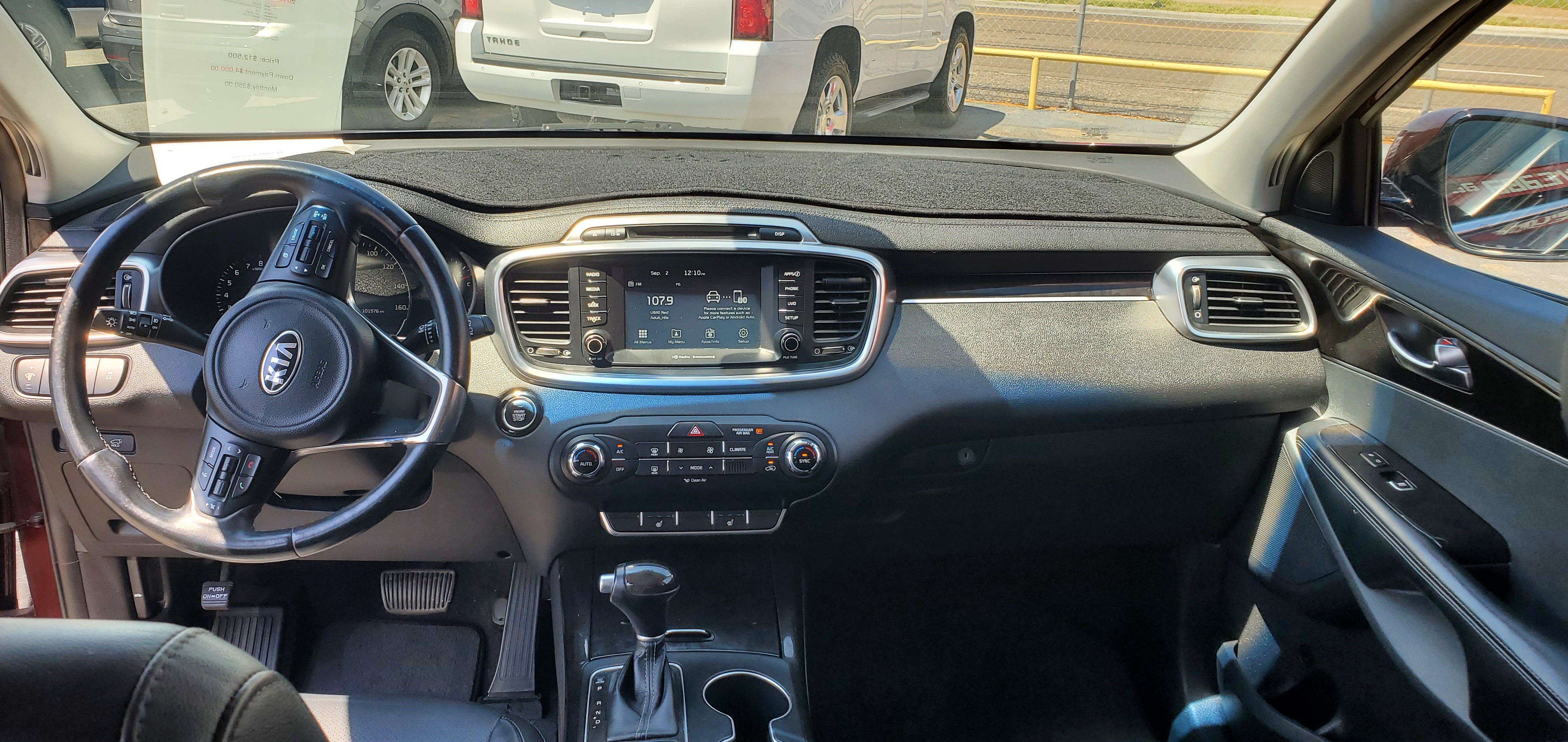 Vehicle photo 5