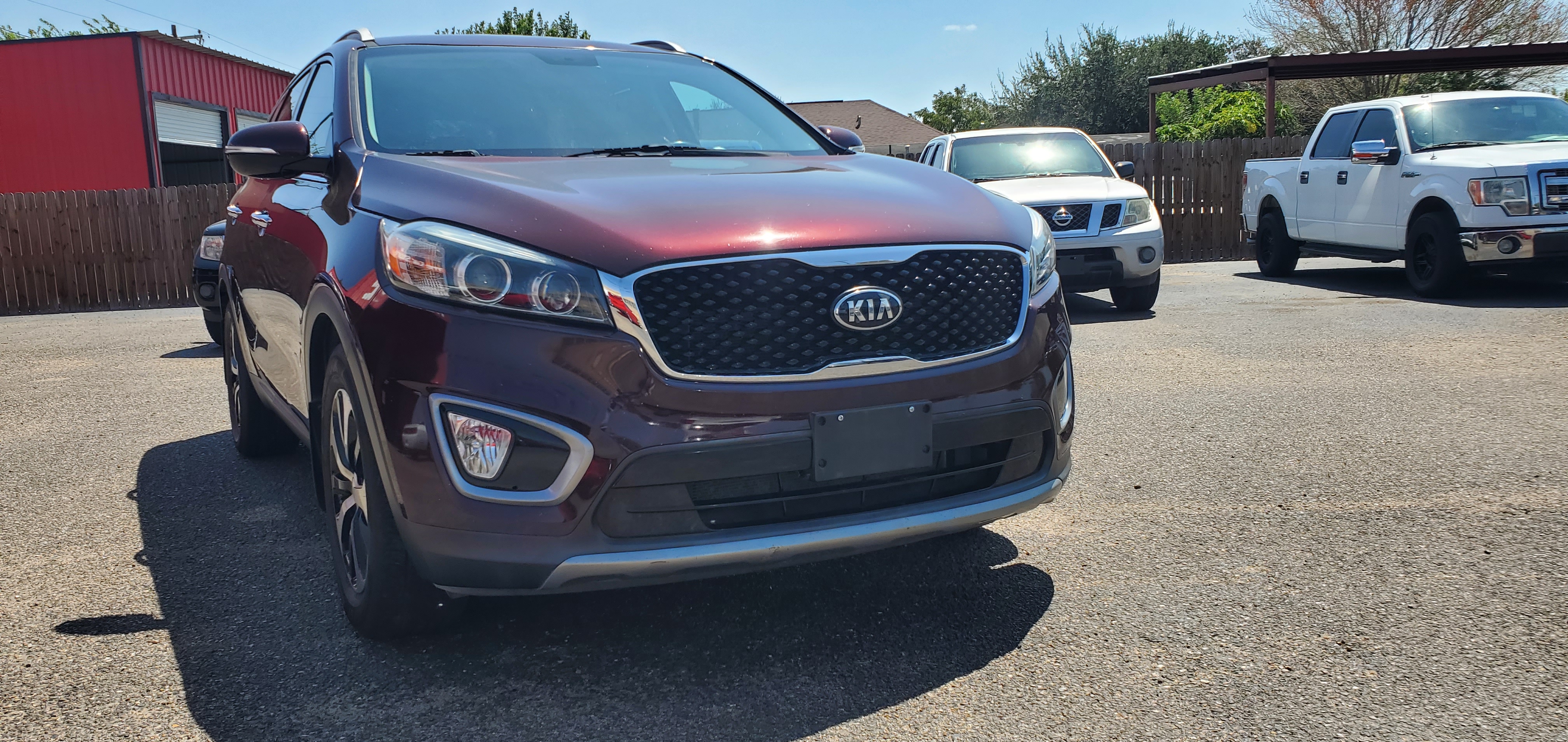 Vehicle photo 16
